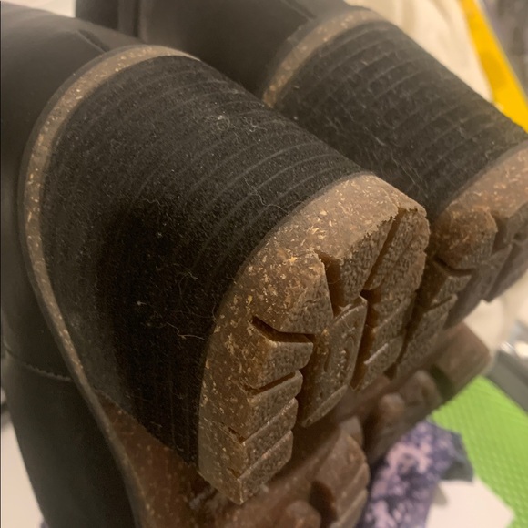 Korks Elsie Black Ankle Booties NWOB - Picture 8 of 8